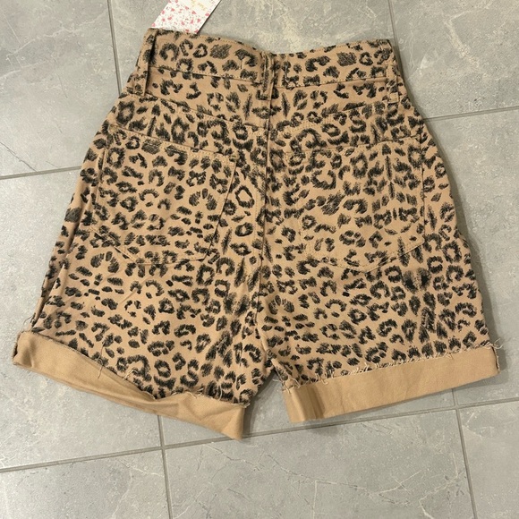NWT Free People Printed Dogtown High Waist Shorts Cheetah Black Tan Size 24 - Picture 6 of 14